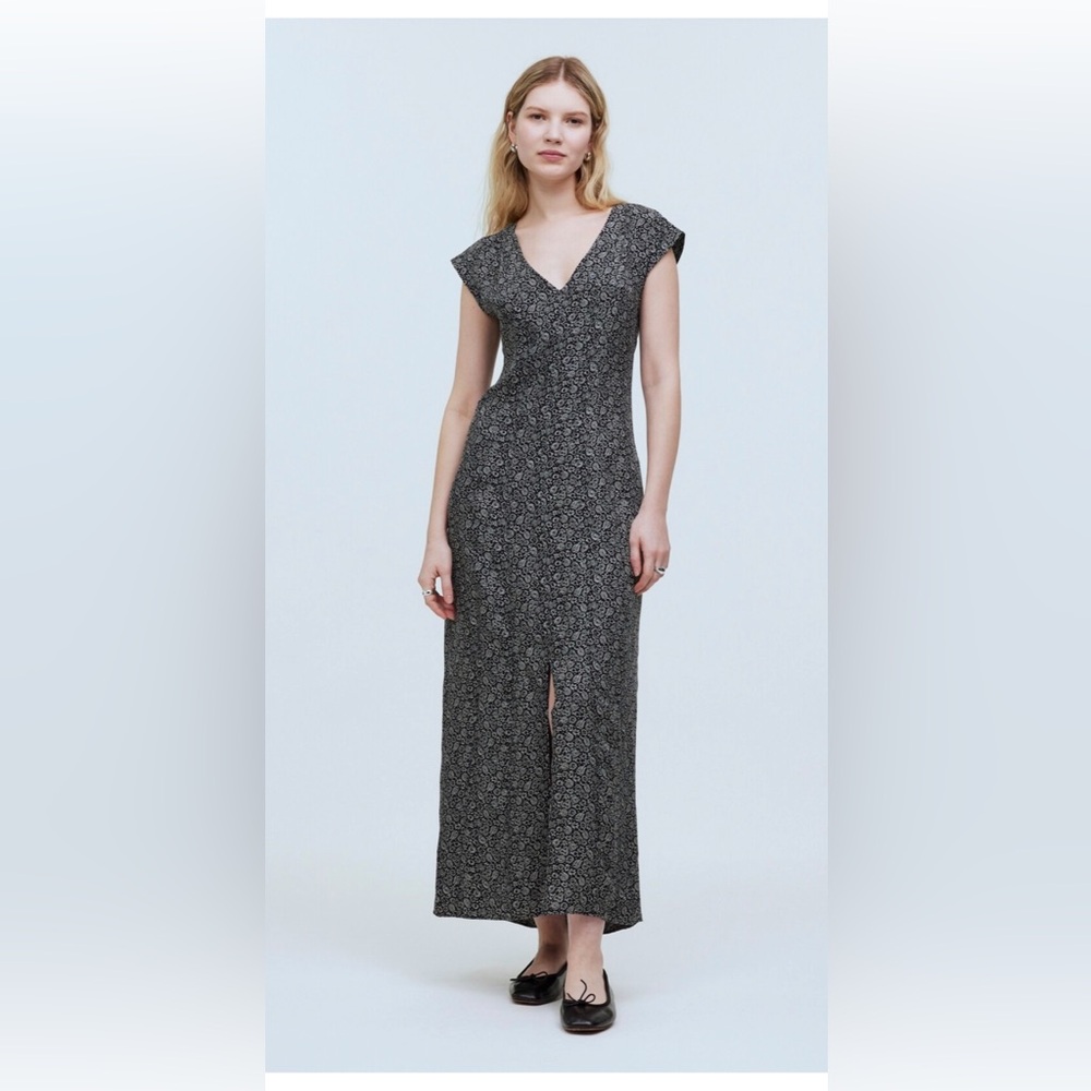 NWT Madewell size 8 Cap sleeve V-neck midi dress in floral
